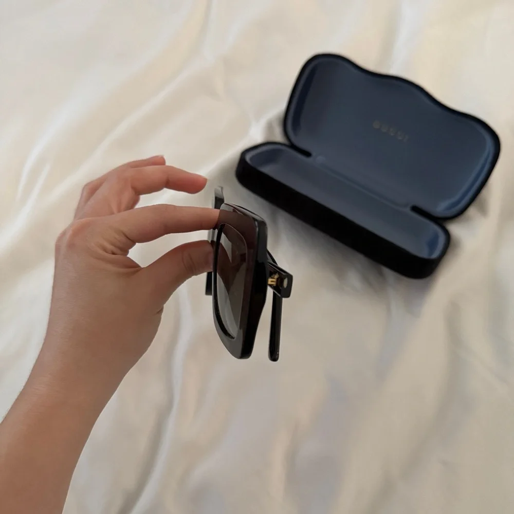 Gucci Dark Square Sunglasses - Picture 3 of 4